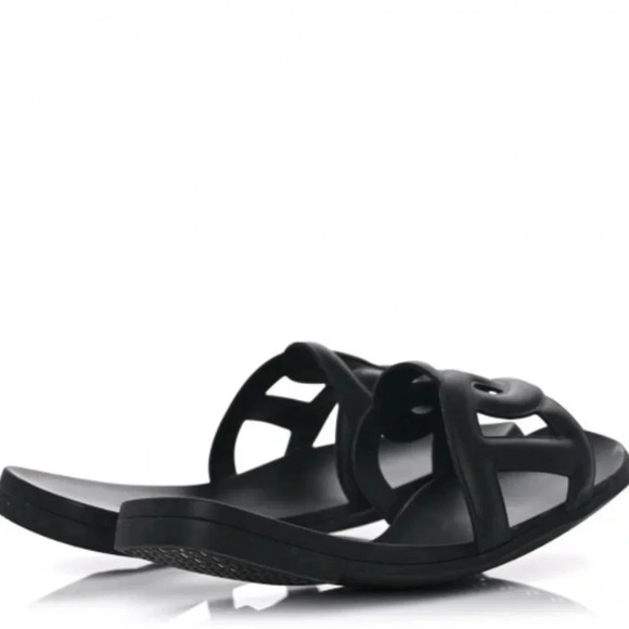 Hermes Aloha Sandals 
Rubber - Picture 5 of 12
